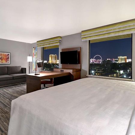 Hampton Inn & Suites Las Vegas Convention Center - No Resort Fee Екстер'єр фото