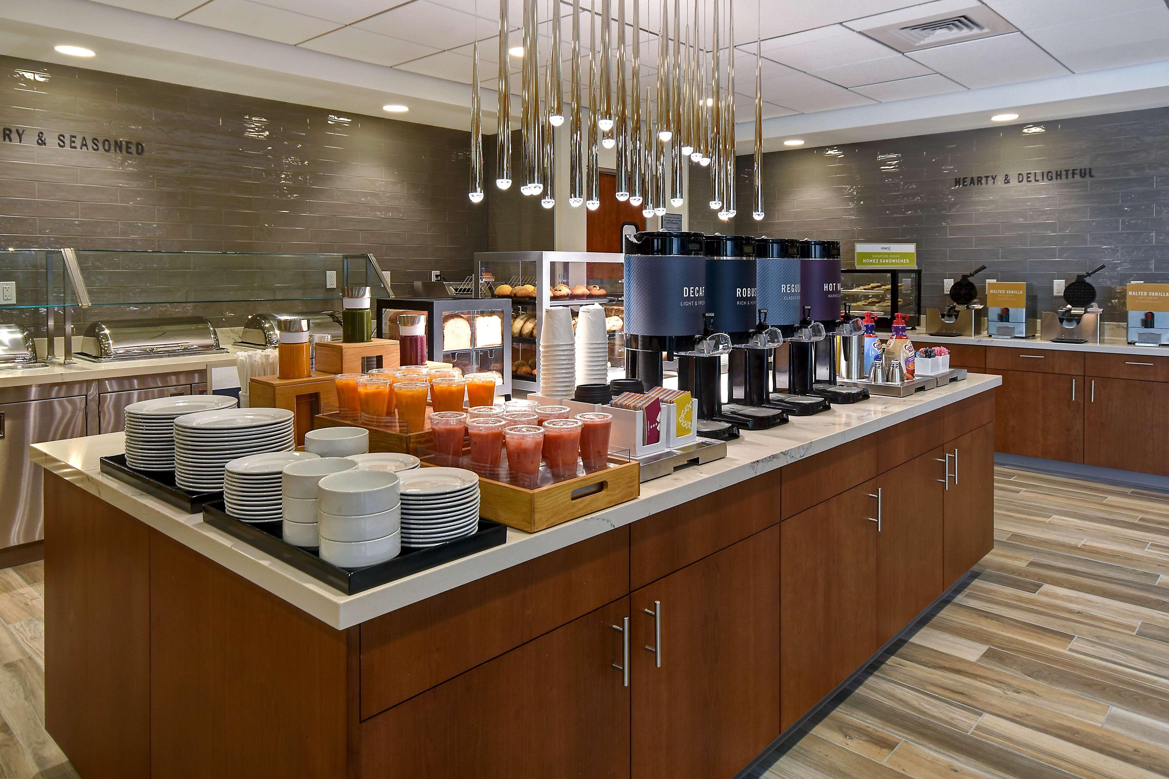 Hampton Inn & Suites Las Vegas Convention Center - No Resort Fee Екстер'єр фото