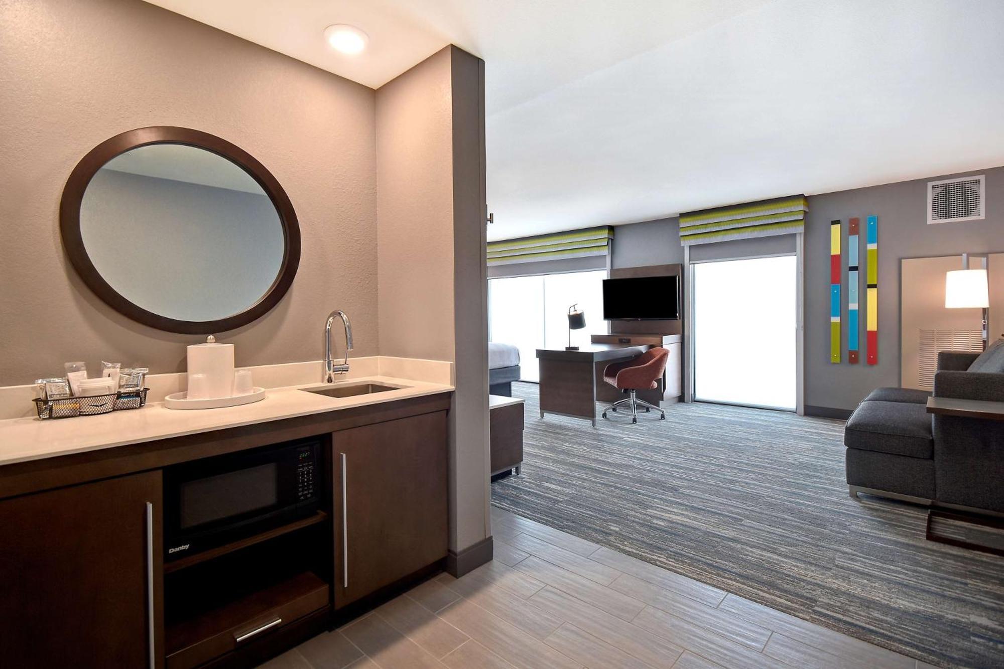 Hampton Inn & Suites Las Vegas Convention Center - No Resort Fee Екстер'єр фото