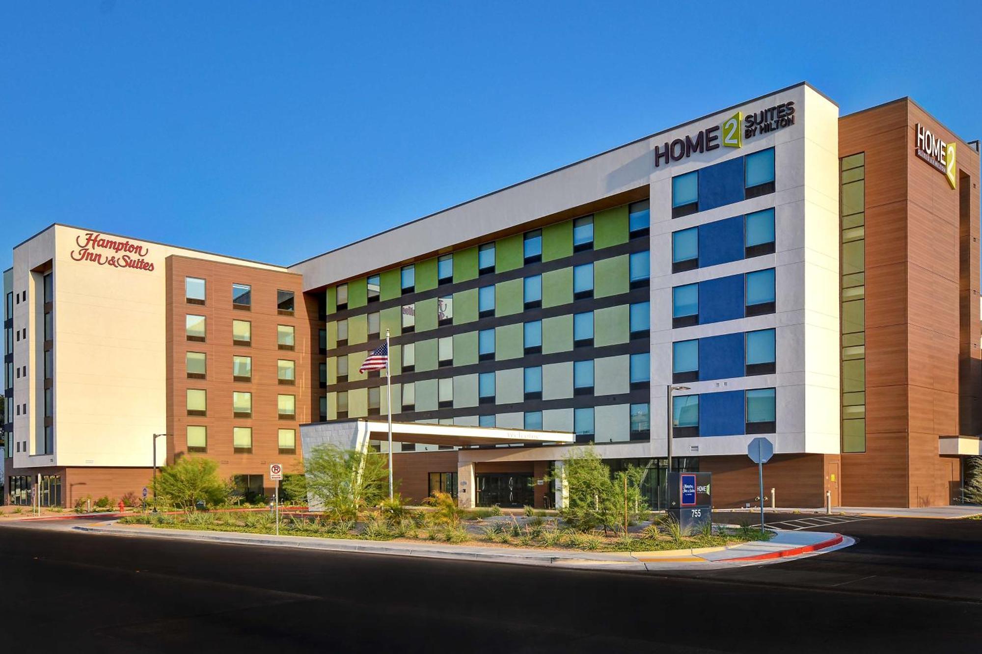Hampton Inn & Suites Las Vegas Convention Center - No Resort Fee Екстер'єр фото